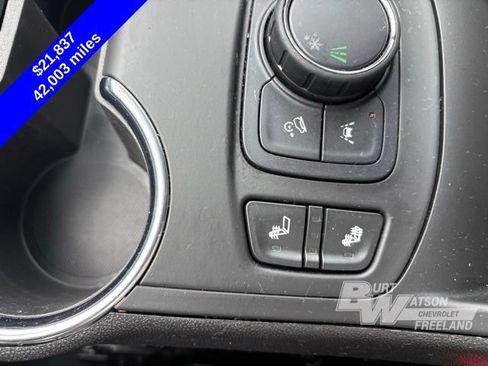 Used 2023 GMC Terrain SLE w/ Driver Convenience Package FWD image 20