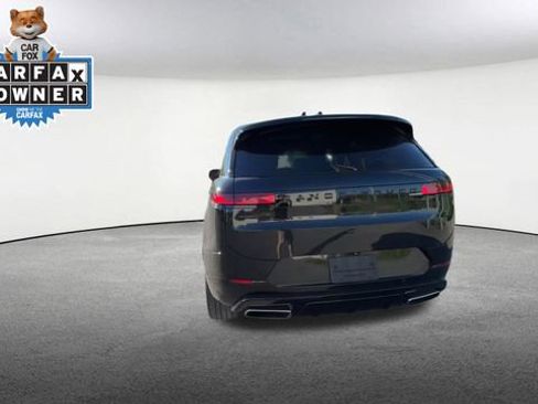 Used 2024 Land Rover Range Rover Sport Dynamic SE AWD/4WD image 8