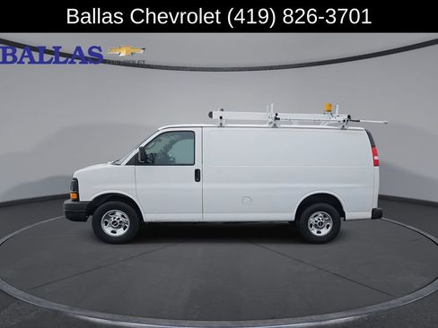 Certified 2016 GMC Savana 2500 image 5