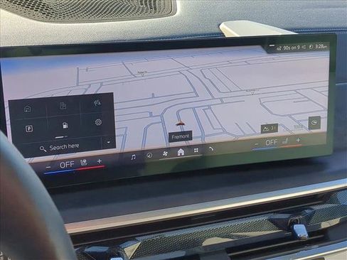 Used 2025 BMW X7 xDrive40i image 13