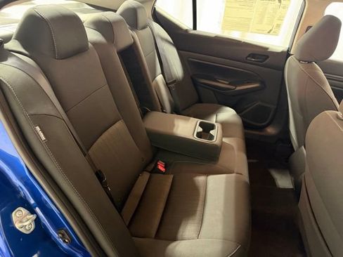 Used 2025 Nissan Altima 2.5 SV FWD image 24
