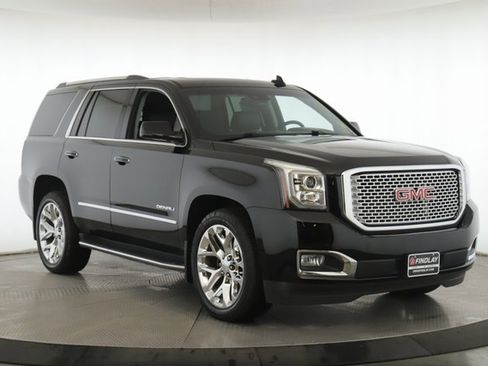 Used 2016 GMC Yukon Denali w/ Open Road Package image 2