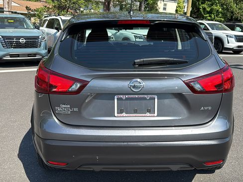 Used 2019 Nissan Rogue Sport S w/ Appearance Package AWD/4WD image 22