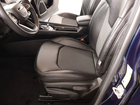 Used 2024 Jeep Compass Latitude image 11