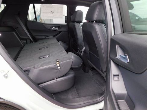 New 2026 Chevrolet Equinox LT w/ Convenience Package II image 26