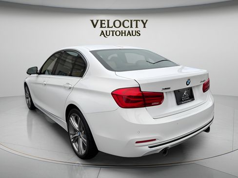 Used 2017 BMW 340i xDrive Sedan AWD/4WD image 5