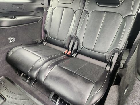 Used 2023 Jeep Grand Cherokee L Overland w/ Luxury Tech Group IV AWD/4WD image 29