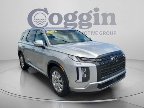 Used 2024 Hyundai Palisade SEL FWD image 4