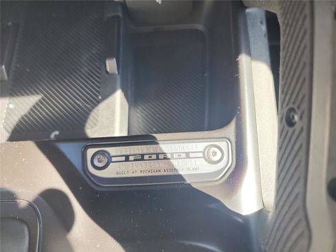New 2026 Ford Bronco Badlands AWD/4WD image 40