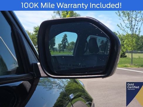 Used 2022 Ford Explorer ST-Line w/ Class IV Trailer Tow Package AWD/4WD image 8