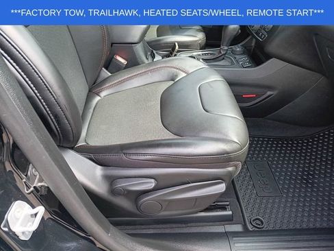 Used 2022 Jeep Cherokee Trailhawk w/ Trailer Tow Group AWD/4WD image 13