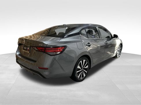 Used 2023 Nissan Sentra SV w/ SV Premium Package FWD image 5