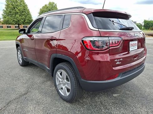 Used 2022 Jeep Compass Latitude w/ Convenience Group AWD/4WD image 7