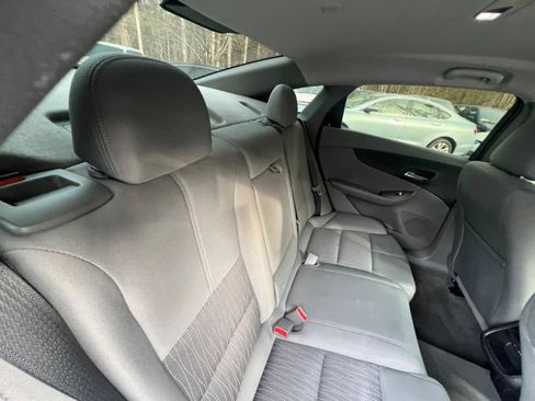 Used 2016 Chevrolet Impala LS image 18