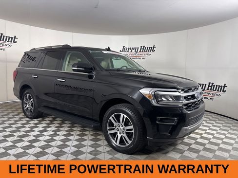 Used 2024 Ford Expedition Limited image 4