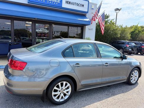 Used 2012 Volkswagen Jetta SE FWD image 20