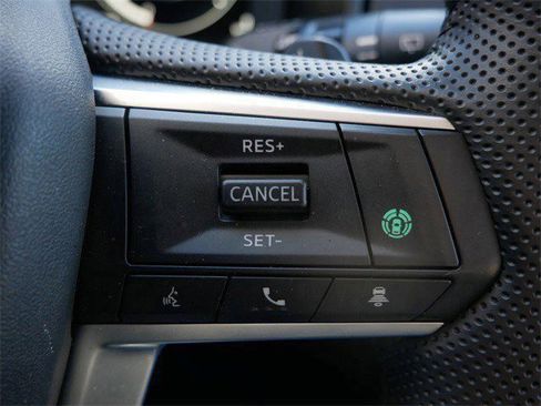 Used 2025 Mitsubishi Outlander SEL image 26