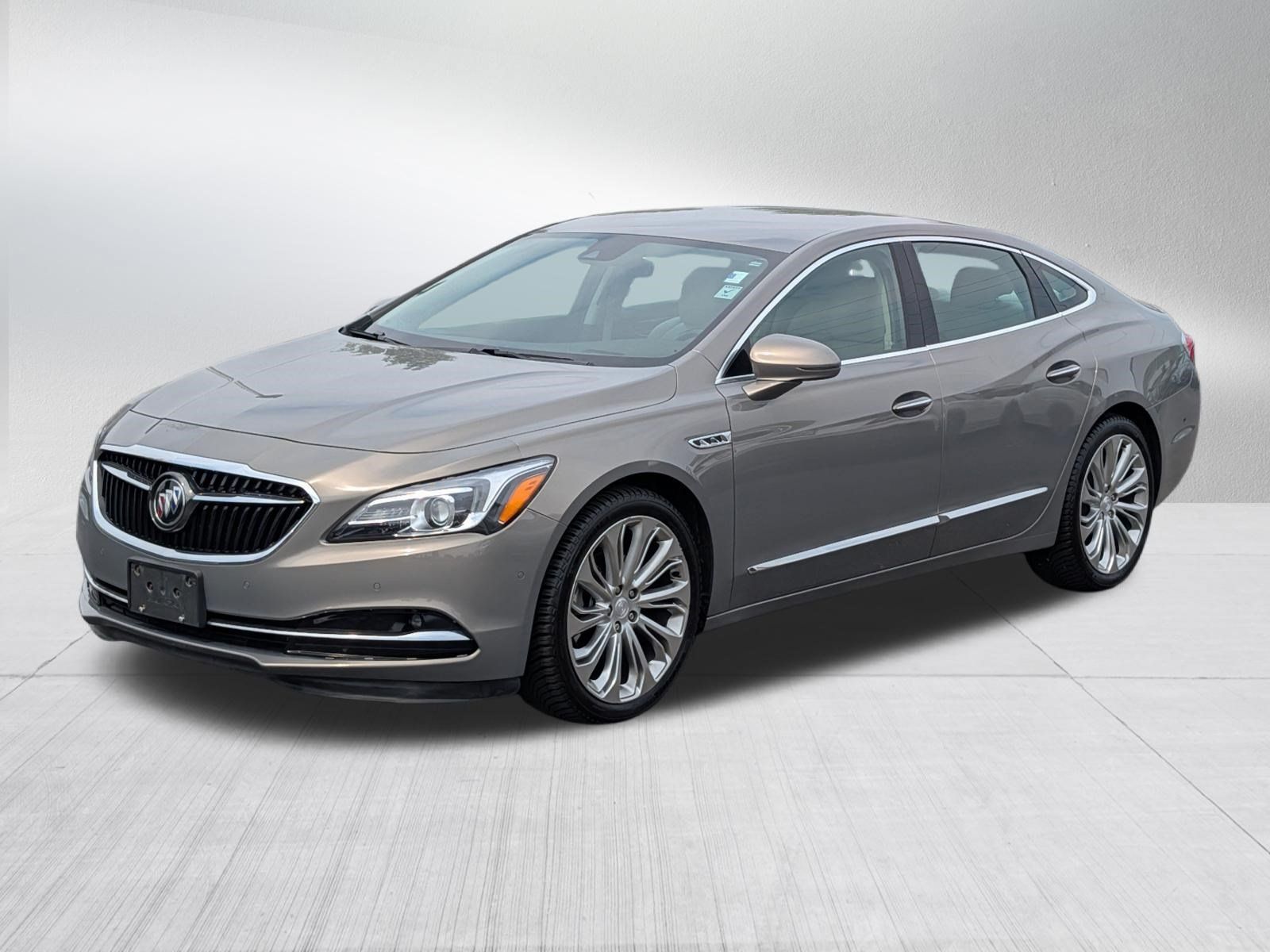 Used 2017 Buick LaCrosse Premium w/ Driver Confidence Package #2 FWD image 3