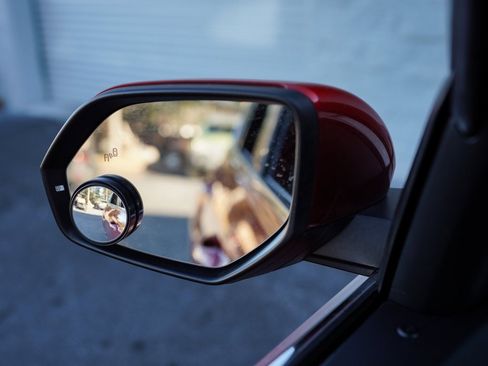 Used 2022 Volkswagen Atlas SEL Premium image 38