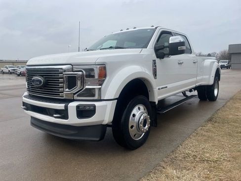 Used 2022 Ford F450 Platinum w/ FX4 Off-Road Package AWD/4WD image 7