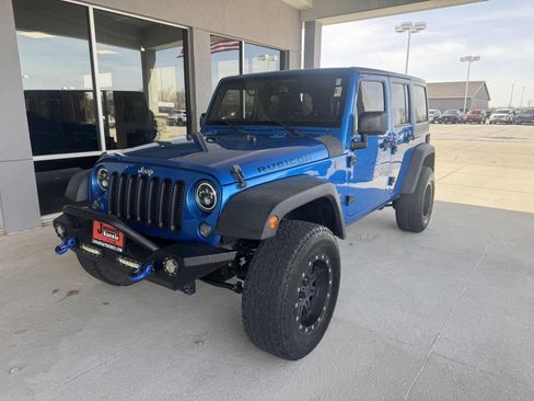 Used 2016 Jeep Wrangler Unlimited Rubicon w/ Connectivity Group image 2