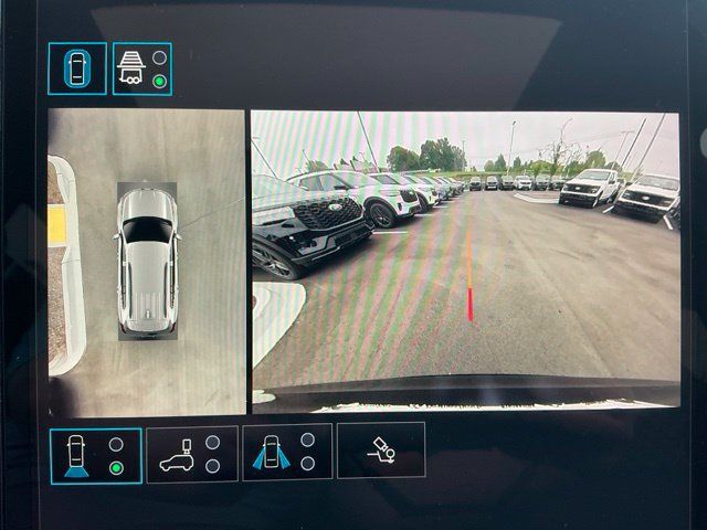Used 2025 GMC Acadia Denali w/ Super Cruise Package FWD image 39