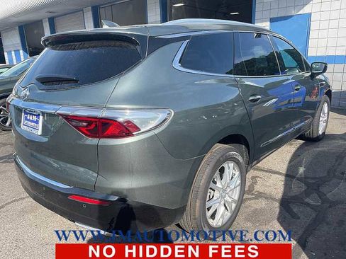 Used 2022 Buick Enclave Essence w/ Experience Buick Package AWD/4WD image 3