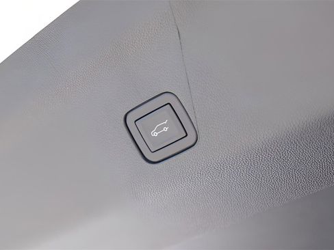 New 2026 GMC Yukon XL Denali Ultimate w/ LPO, Illumination Package image 30