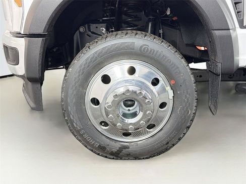 New 2026 Ford F550 4x4 Regular Cab Super Duty w/ XLT Value Package image 24