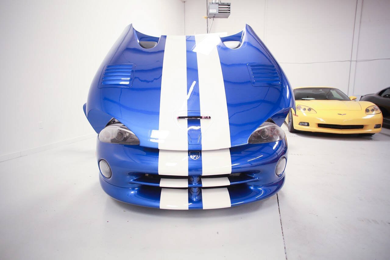Used 1996 Dodge Viper GTS RWD image 21