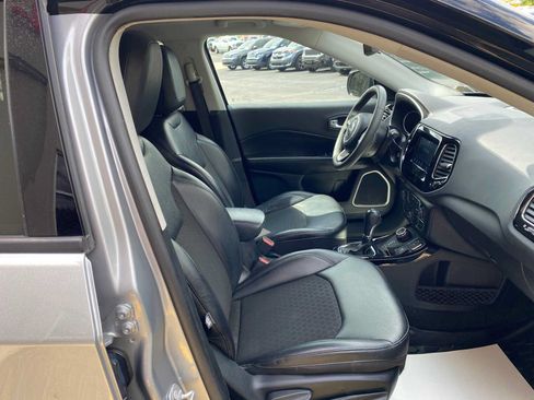 Used 2021 Jeep Compass Latitude AWD/4WD image 30