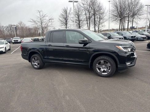 Used 2025 Honda Ridgeline TrailSport image 7