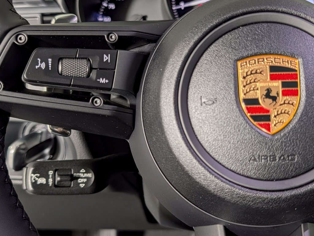 New 2026 Porsche Macan AWD/4WD image 37