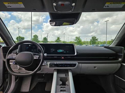 Used 2023 Hyundai Ioniq 6 SEL RWD image 16