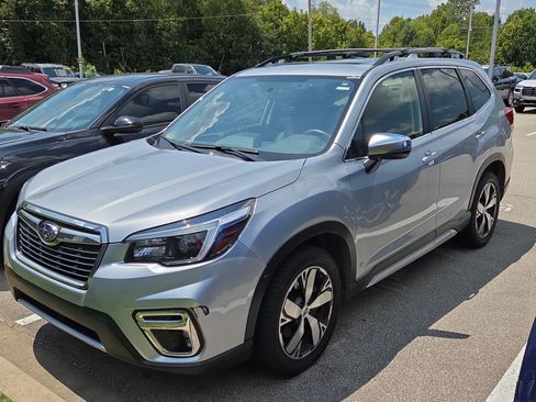 Used 2021 Subaru Forester Touring w/ Popular Package #2 AWD/4WD image 4