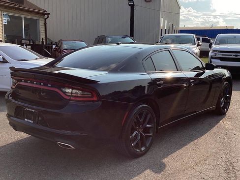 Used 2019 Dodge Charger SXT w/ Blacktop Package image 24