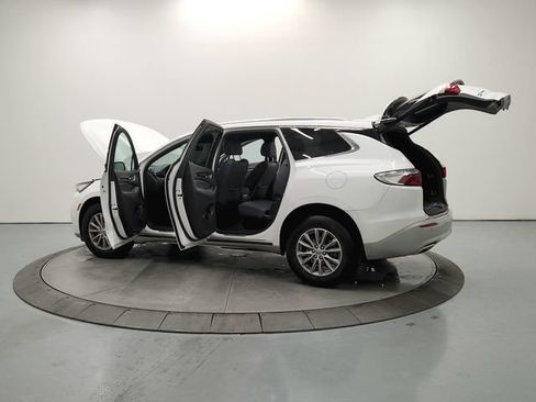 Used 2023 Buick Enclave Essence AWD/4WD image 14