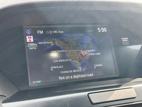 Used 2017 Acura MDX SH-AWD w/ Advance Package image 5