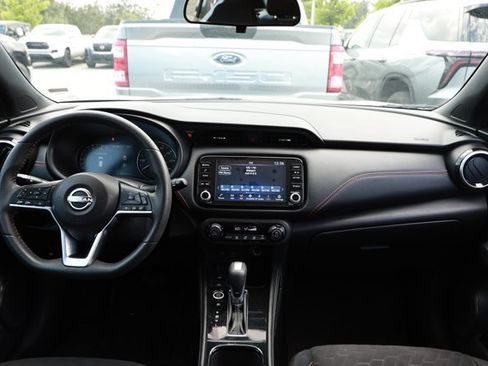 Used 2024 Nissan Kicks SR FWD image 29