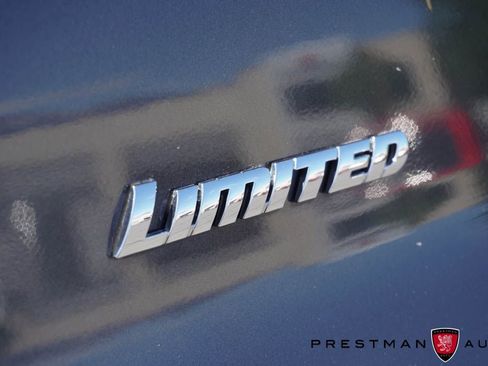 Used 2023 Toyota 4Runner Limited AWD/4WD image 5