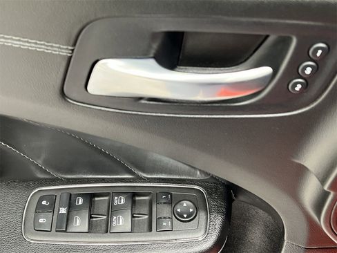 Used 2022 Dodge Charger Scat Pack w/ Plus Group image 13