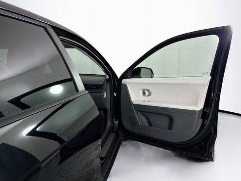 Used 2024 Hyundai Ioniq 5 SEL image 33