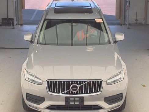Used 2023 Volvo XC90 B5 Core w/ Protection Package Premier AWD/4WD image 2