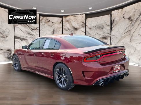 Used 2023 Dodge Charger Scat Pack w/ Plus Group RWD image 4