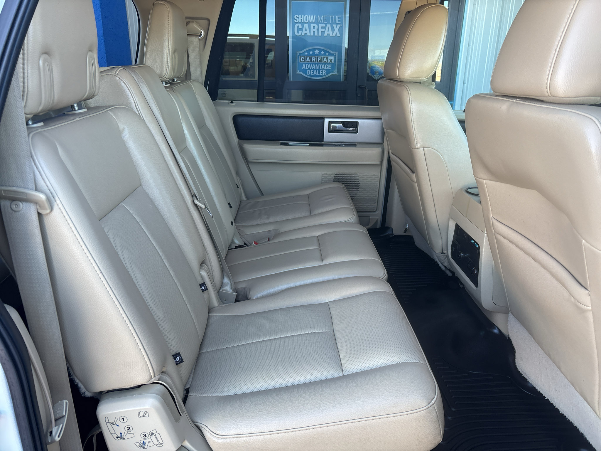 Used 2015 Ford Expedition EL XLT w/ Equipment Group 202A AWD/4WD image 11