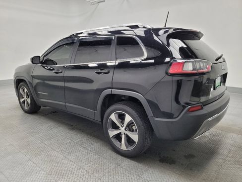 Used 2021 Jeep Cherokee Limited image 3
