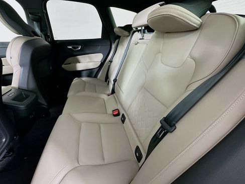 Used 2026 Volvo XC60 B5 Plus w/ Protection Package Premier AWD/4WD image 4