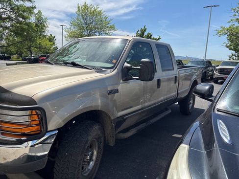 Used 2000 Ford F350 Lariat AWD/4WD image 2