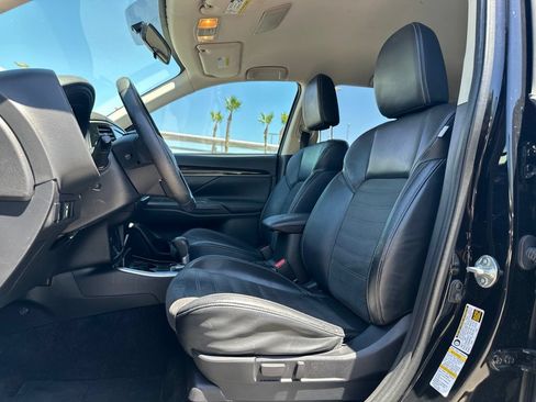 Used 2019 Mitsubishi Outlander SEL FWD image 13