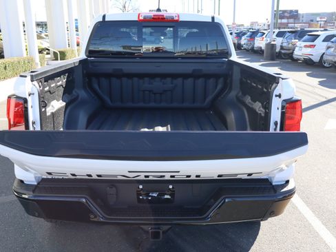 Used 2026 Chevrolet Colorado ZR2 image 13